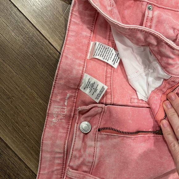 Time&Tru raw hem mid rise jeans- size 8(both pairs) - Picture 2 of 4